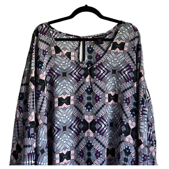 Ashley Stewart Geometric Print Poncho Top 26/28 Multicolor Keyhole Back PlusSize - Picture 2 of 8